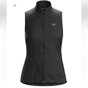 SOLD - Arc'teryx Women's Cita Vest Black for Run, Hike, Trail, Zipper Pockets SM